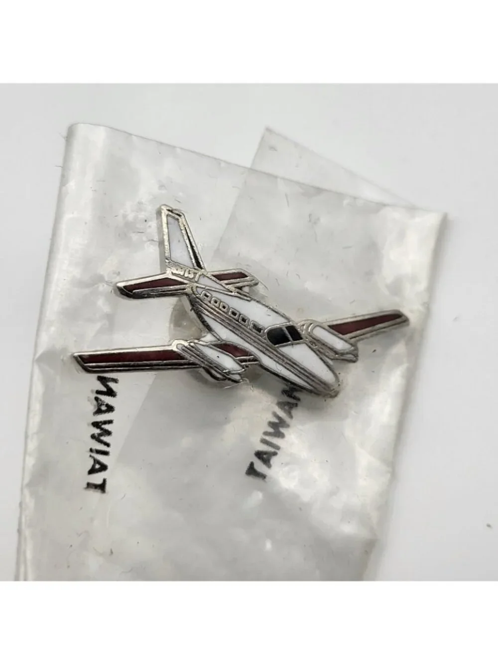 Vintage Beechcraft Enamel Airplane pin Pilot Tie tack
